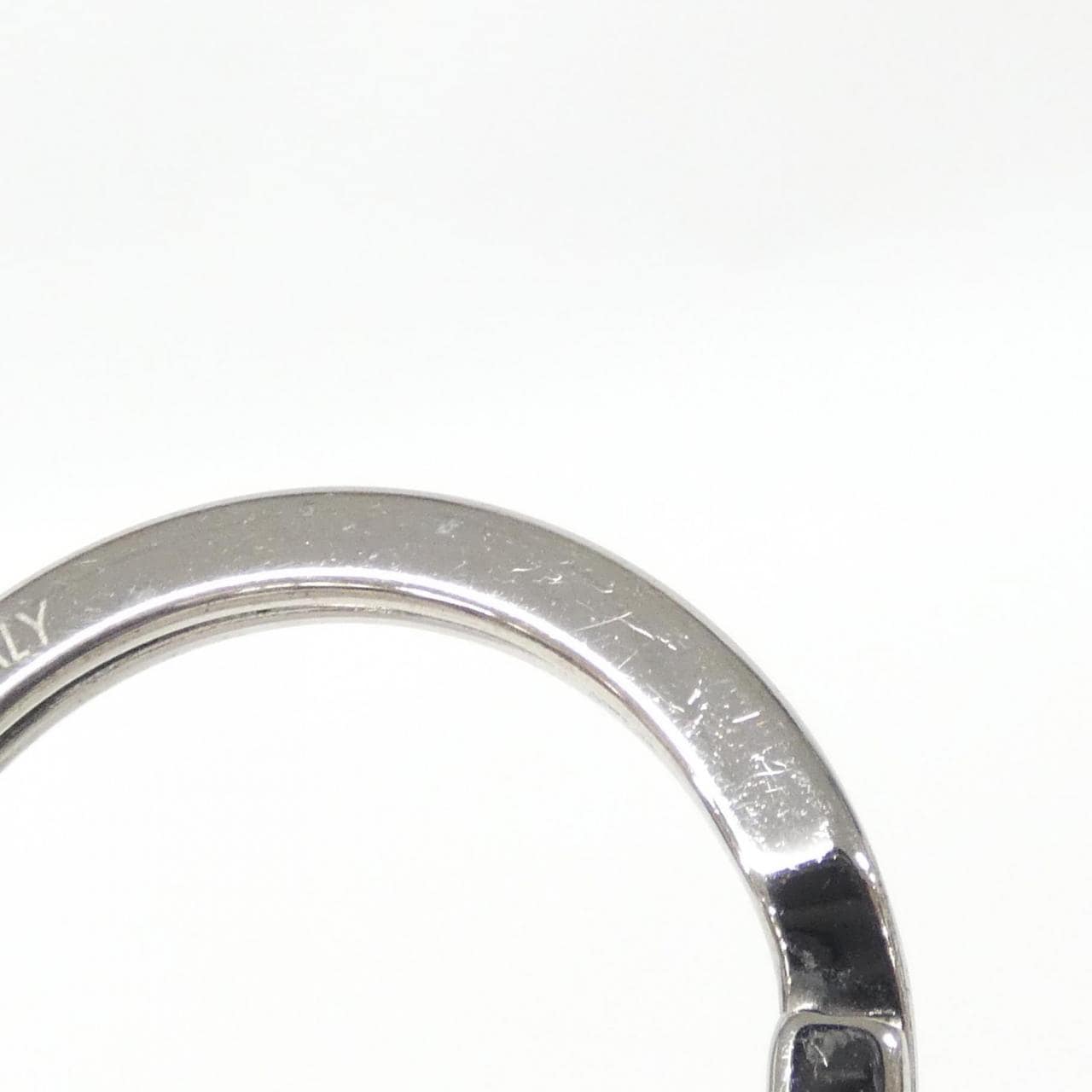 ルイヴィトン モノグラム ポルト クレ LVペイント MP3384 キーホルダー