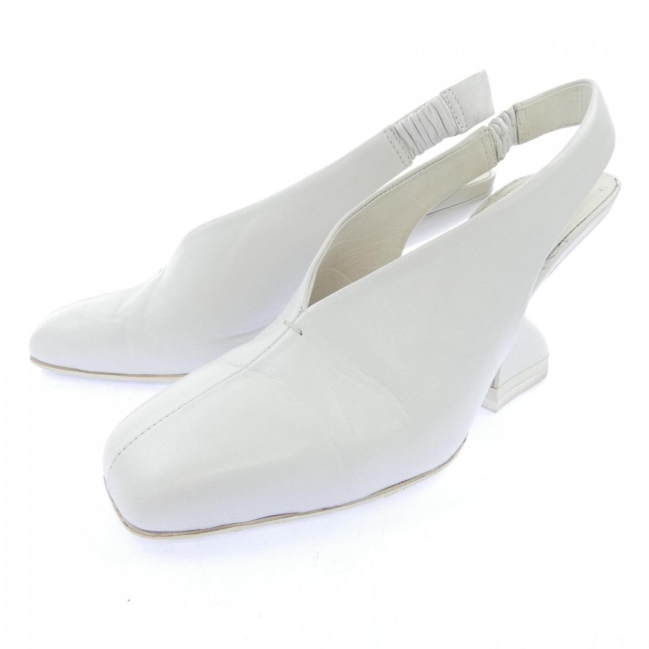 サルヴァトーレフェラガモ SALVATORE FERRAGAMO サンダル