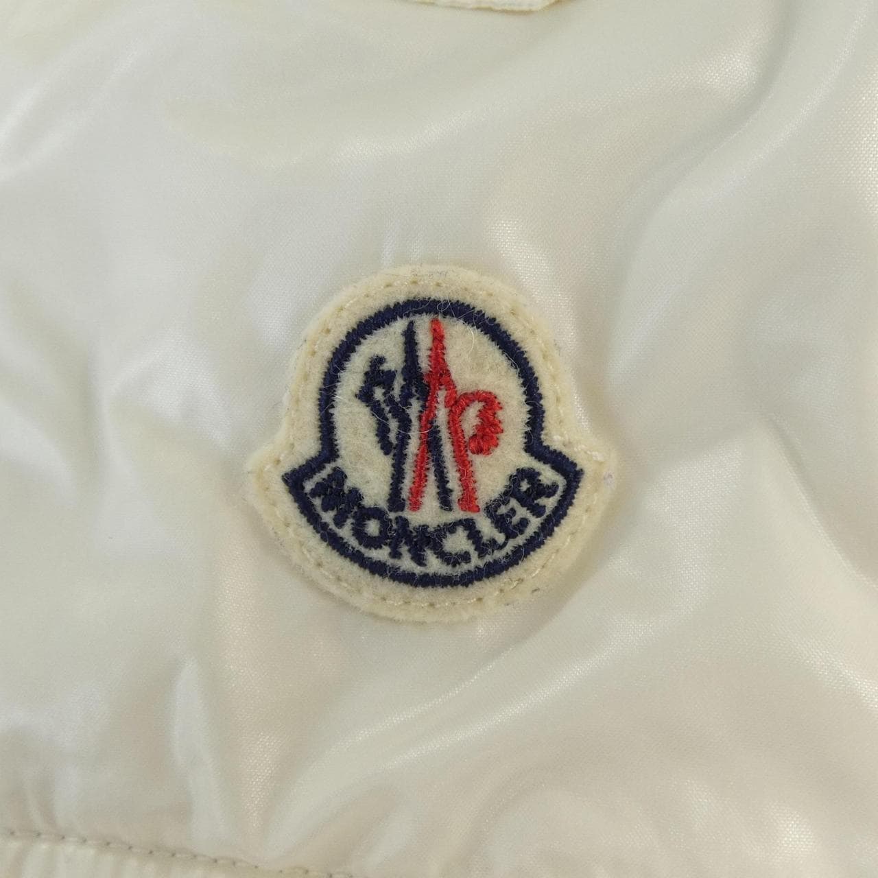 モンクレール MONCLER H20939F00017 ニット