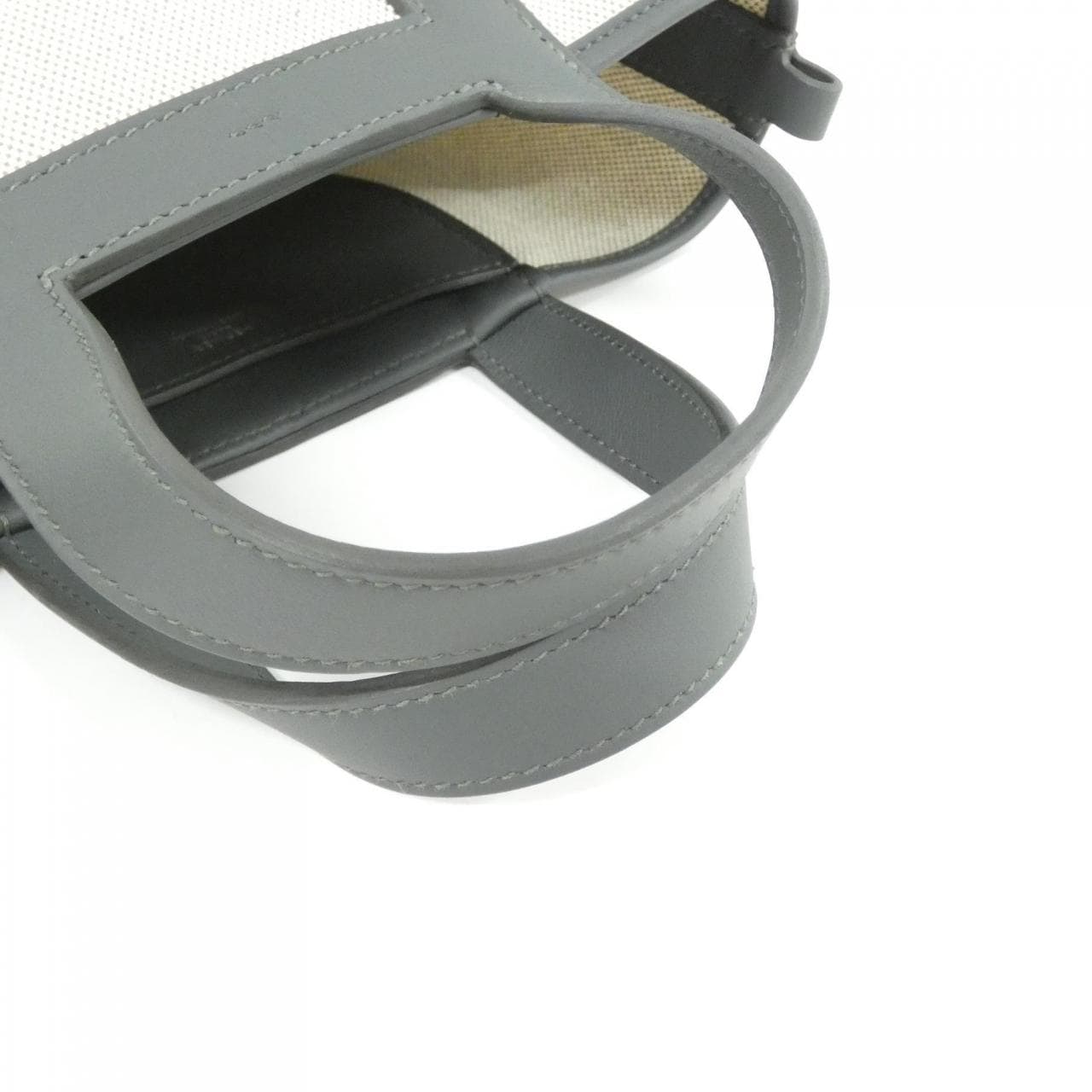 【未使用品】エルメス イン ザ ループ 18cm 085690CK バッグ