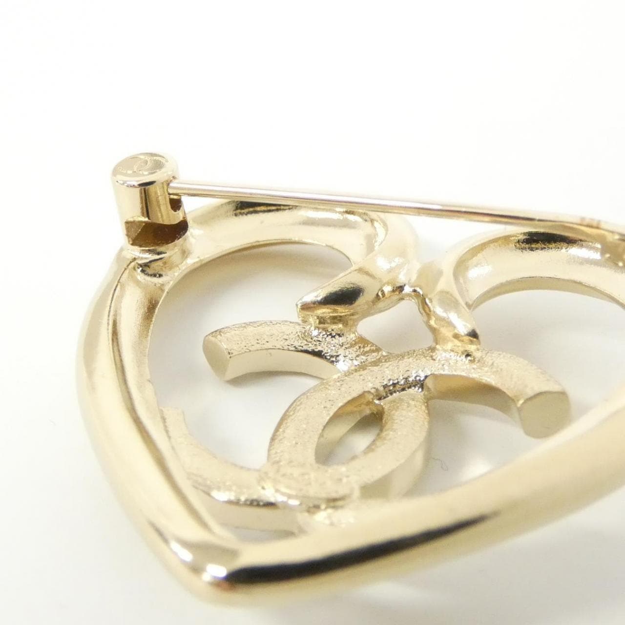 CHANEL ABA093 胸針