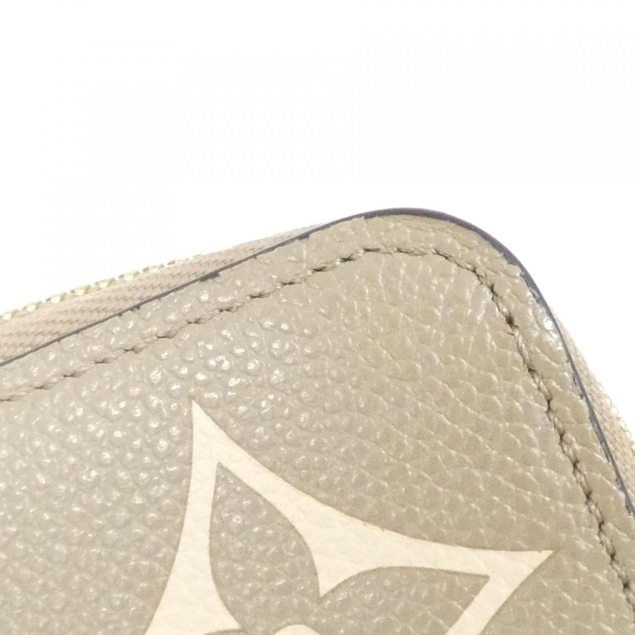 ルイヴィトン バイカラー モノグラム アンプラント ジッピー ウォレット M69794 財布