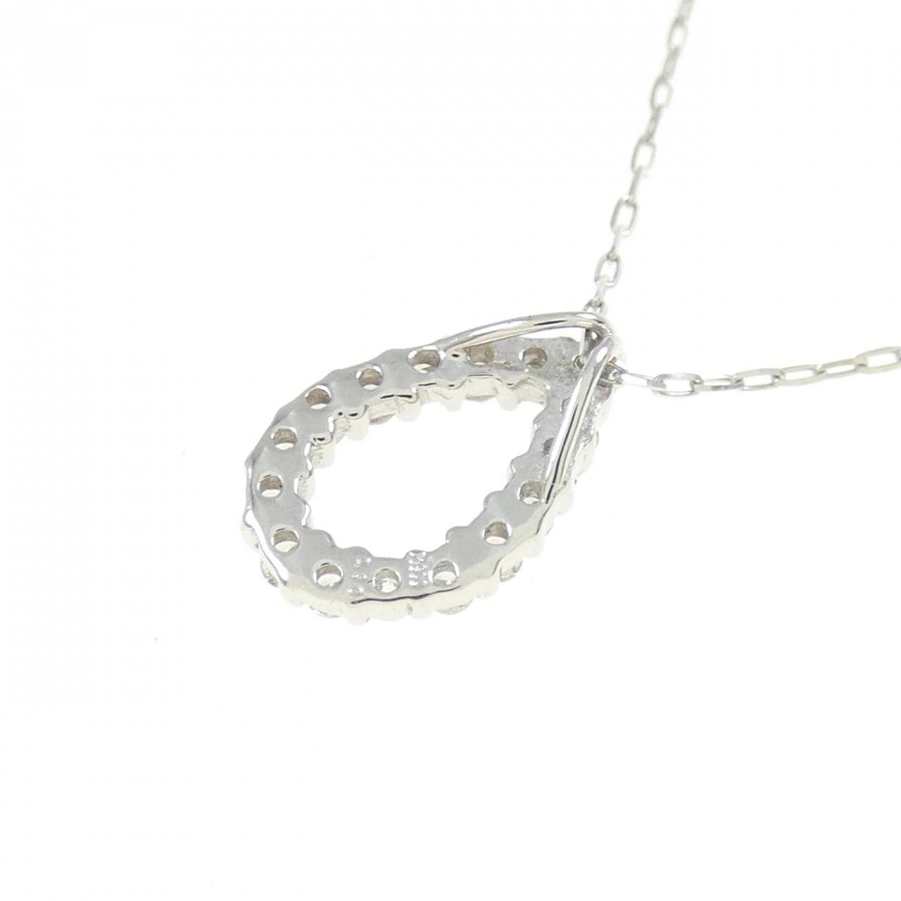 [BRAND NEW] PT Diamond Necklace 0.10CT