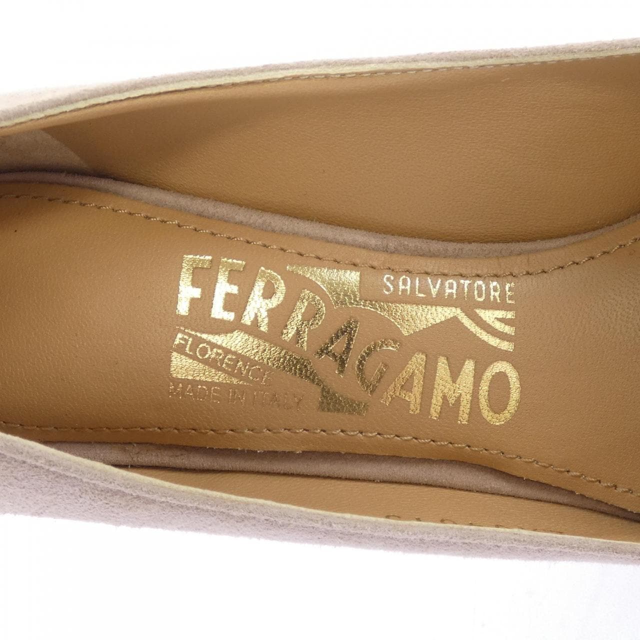サルヴァトーレフェラガモ SALVATORE FERRAGAMO パンプス