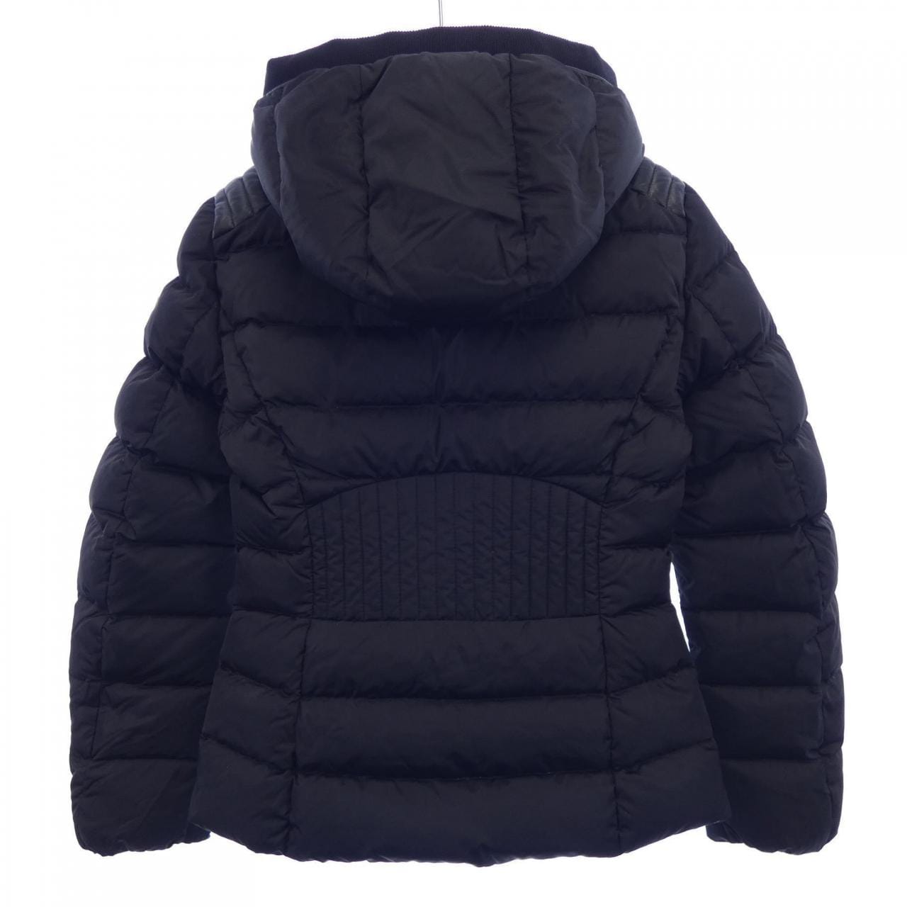 モンクレール MONCLER ダウンジャケット