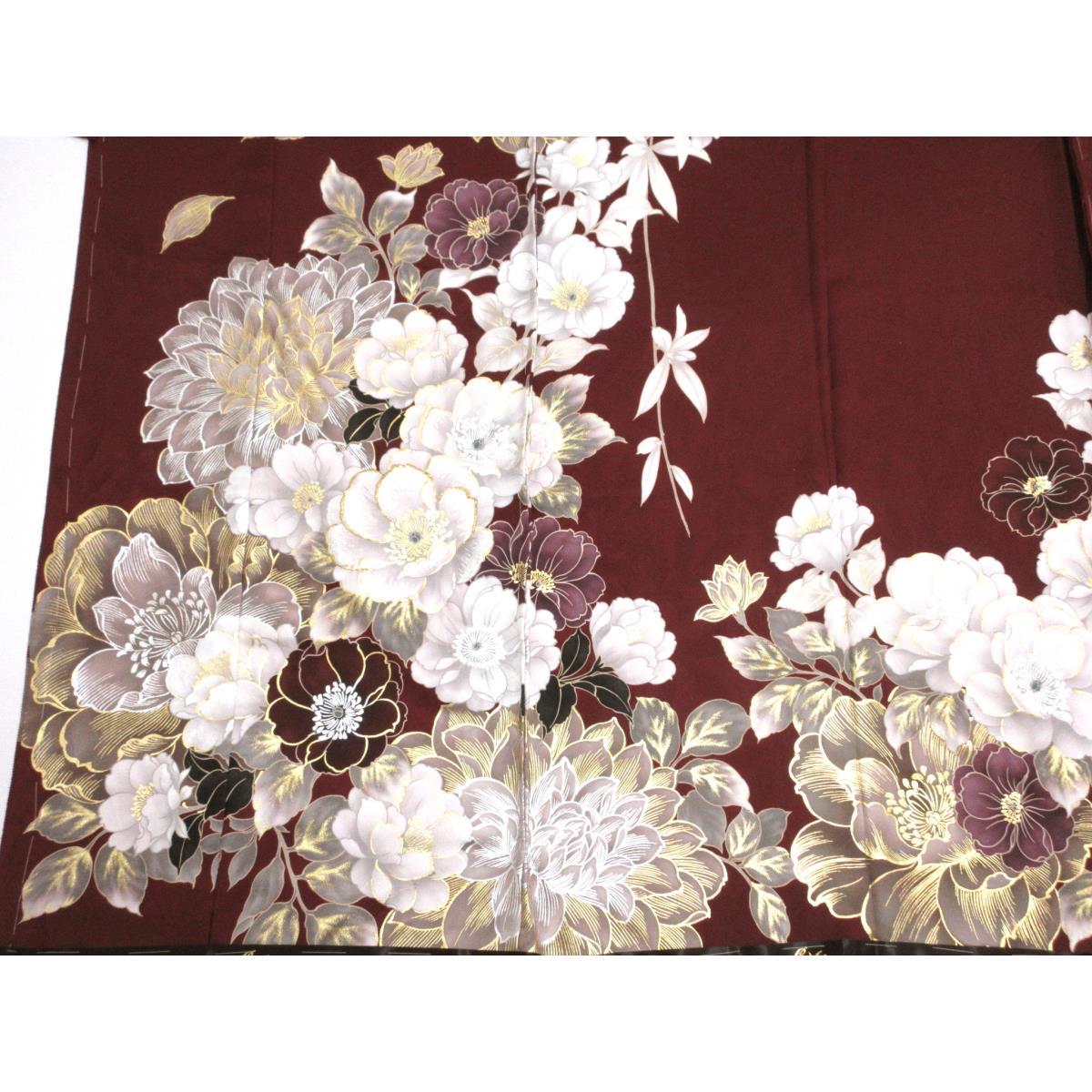 【未使用品】仮縫い　振袖　刺繍入り