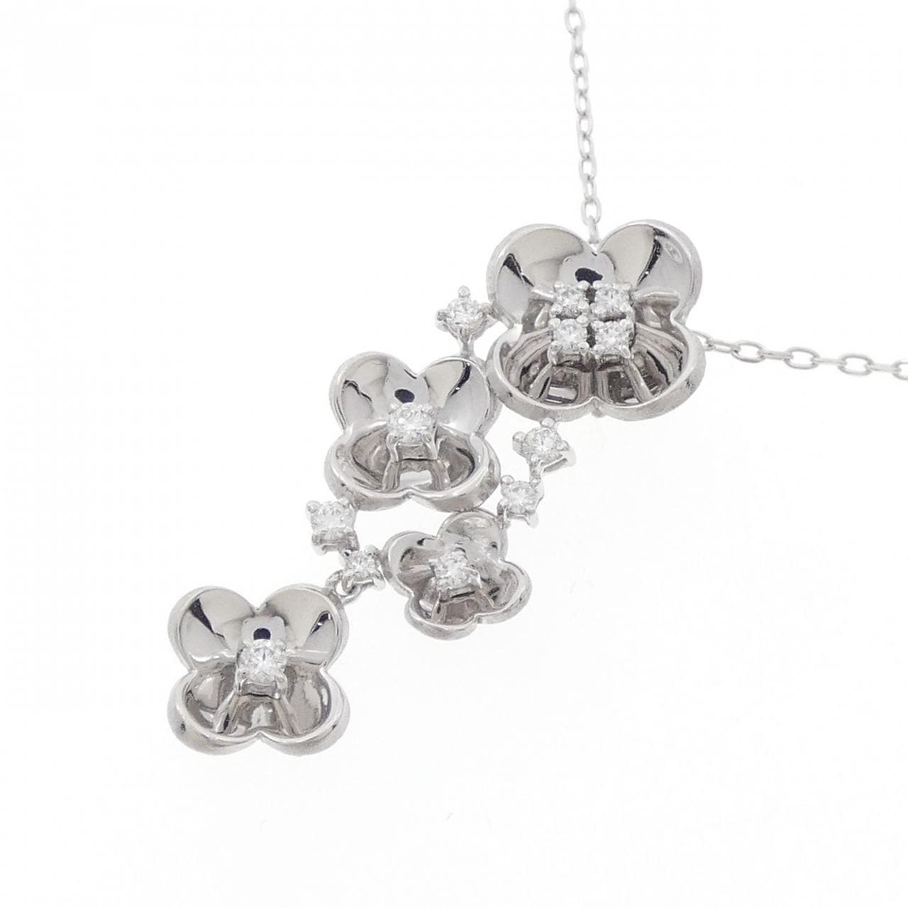 K18WG フラワー ダイヤモンド ネックレス 0.21CT