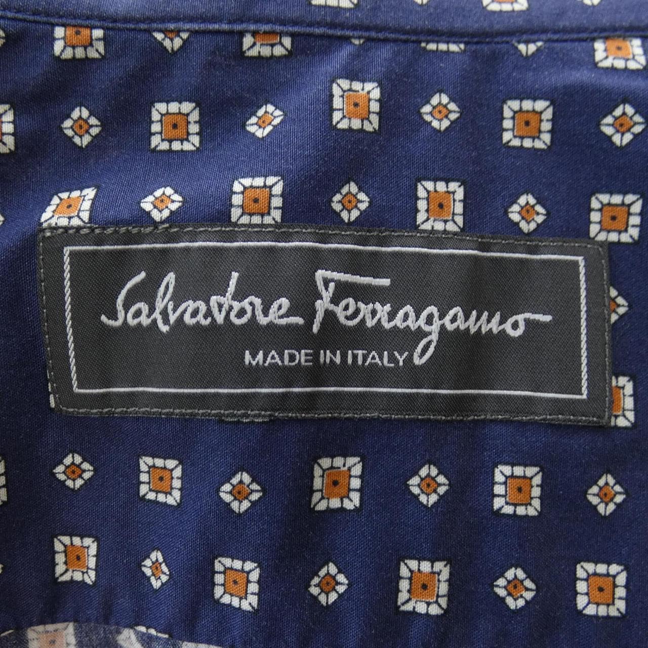 サルヴァトーレフェラガモ SALVATORE FERRAGAMO シャツ