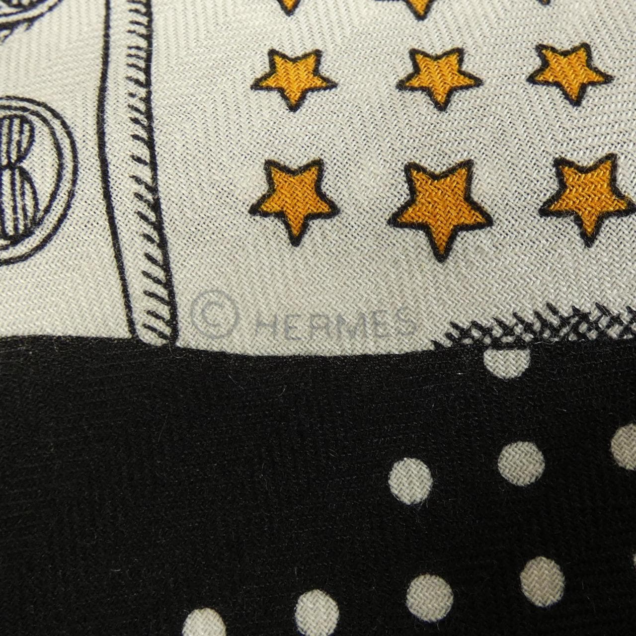 HERMES HERMES Shawls