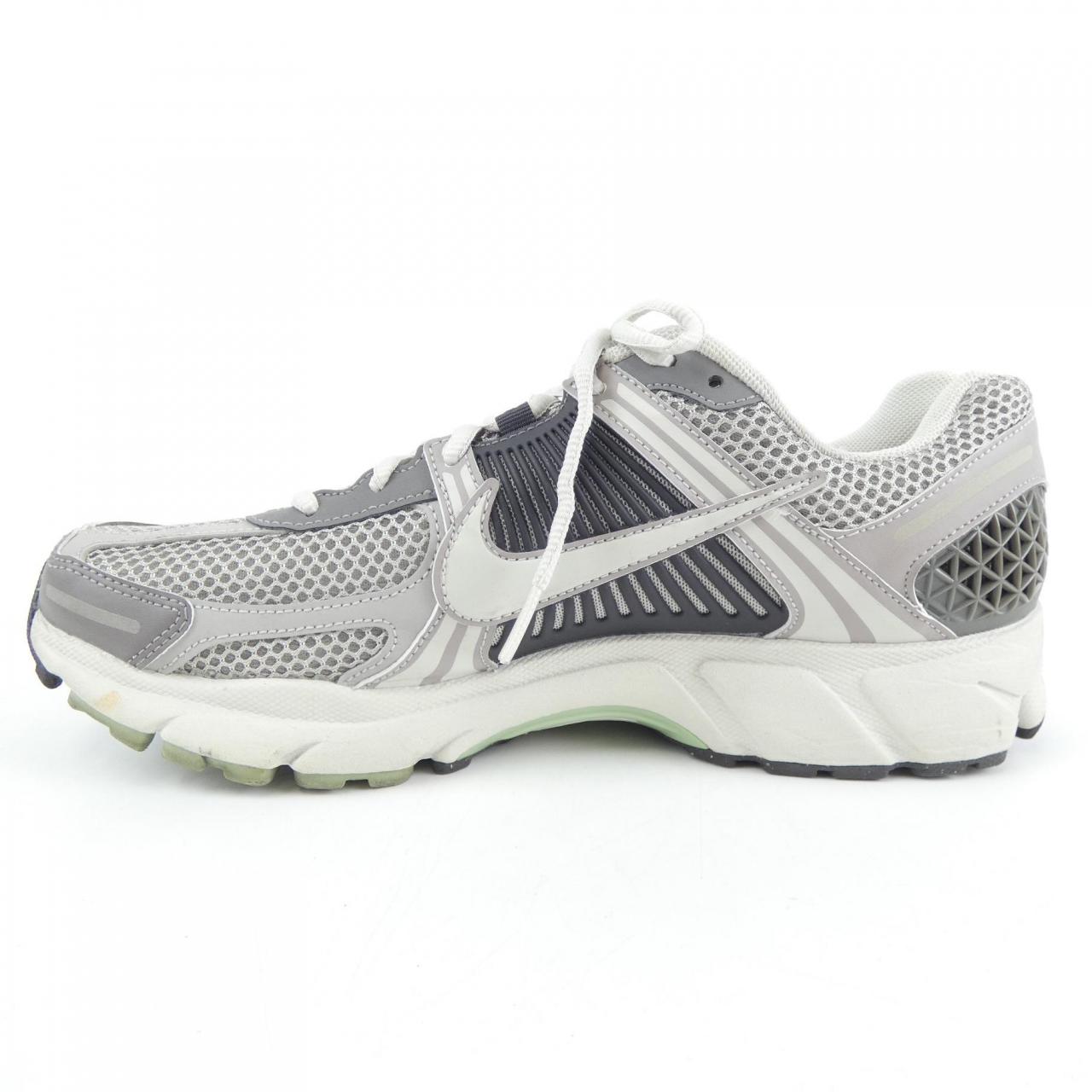 ナイキ NIKE スニーカー