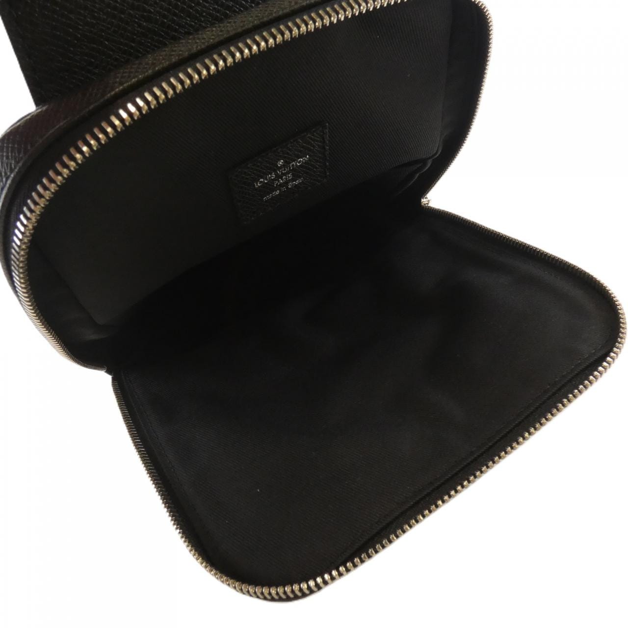 ルイヴィトン タイガ アヴェニュー スリングバッグ M30443 ショルダーバッグ