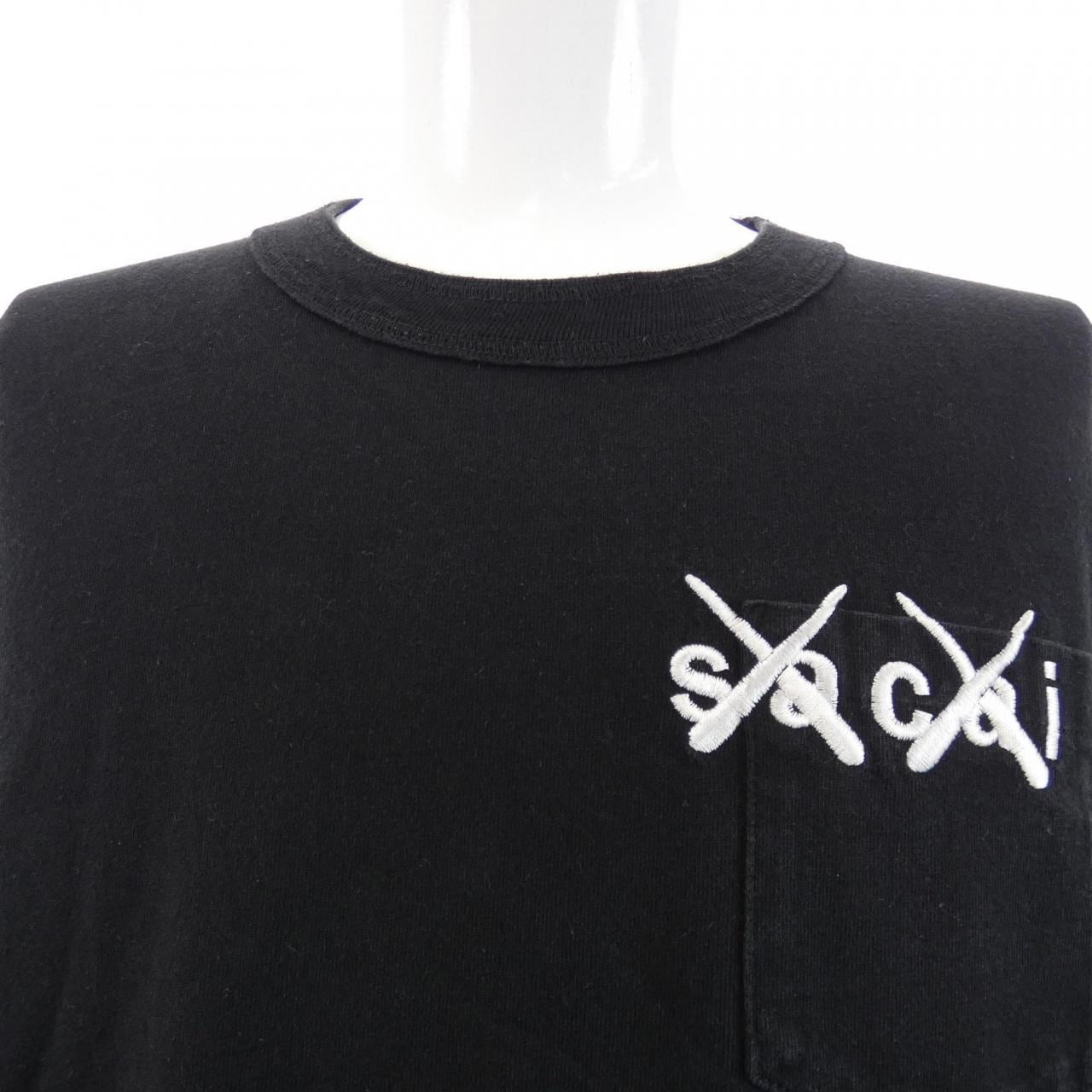 サカイ SACAI KAWS 21-0284S UNISEX Tシャツ