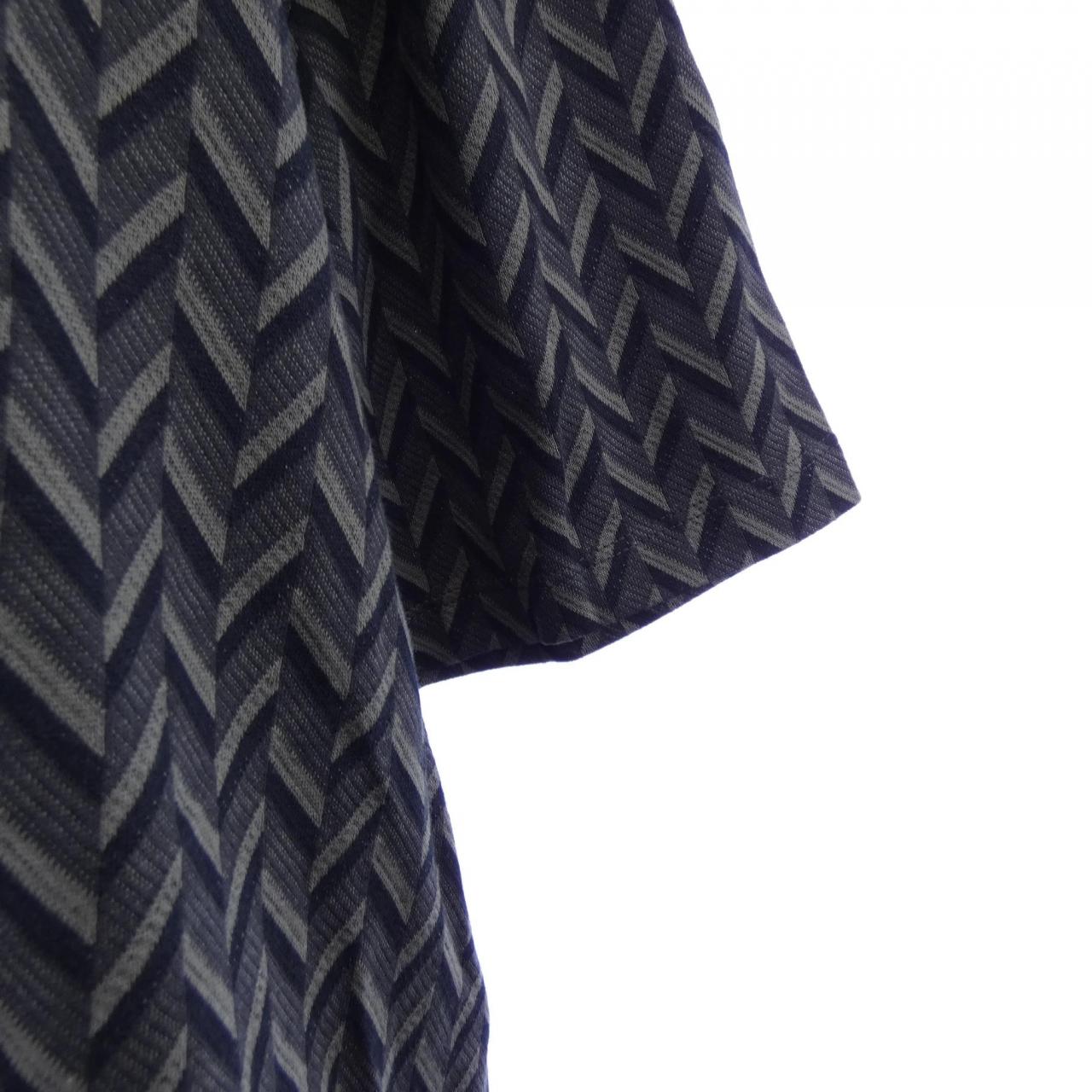 エンポリオアルマーニ EMPORIO ARMANI EM001896 トップス