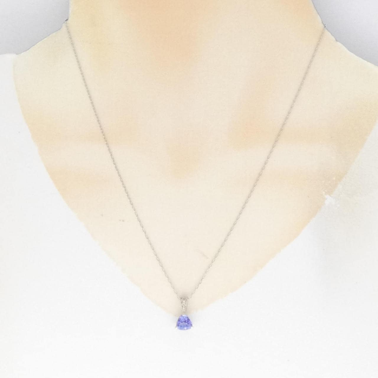 PT Tanzanite necklace 1.00CT