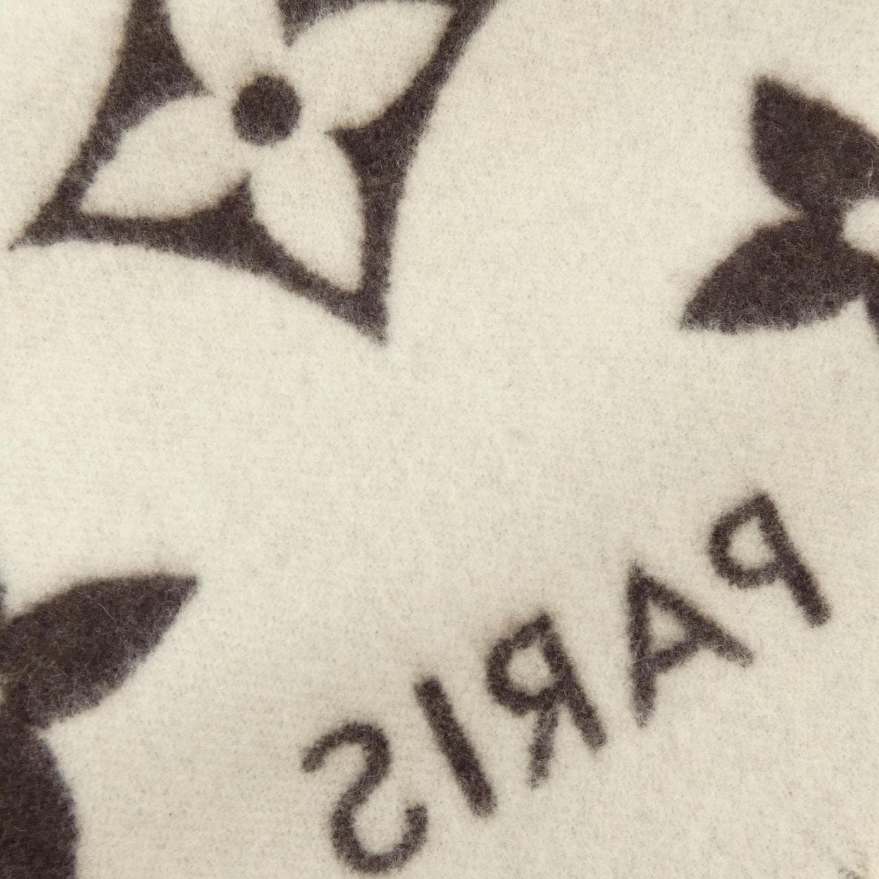 ルイヴィトン LOUIS VUITTON レイキャビック グラディエント M73675 MUFFLER