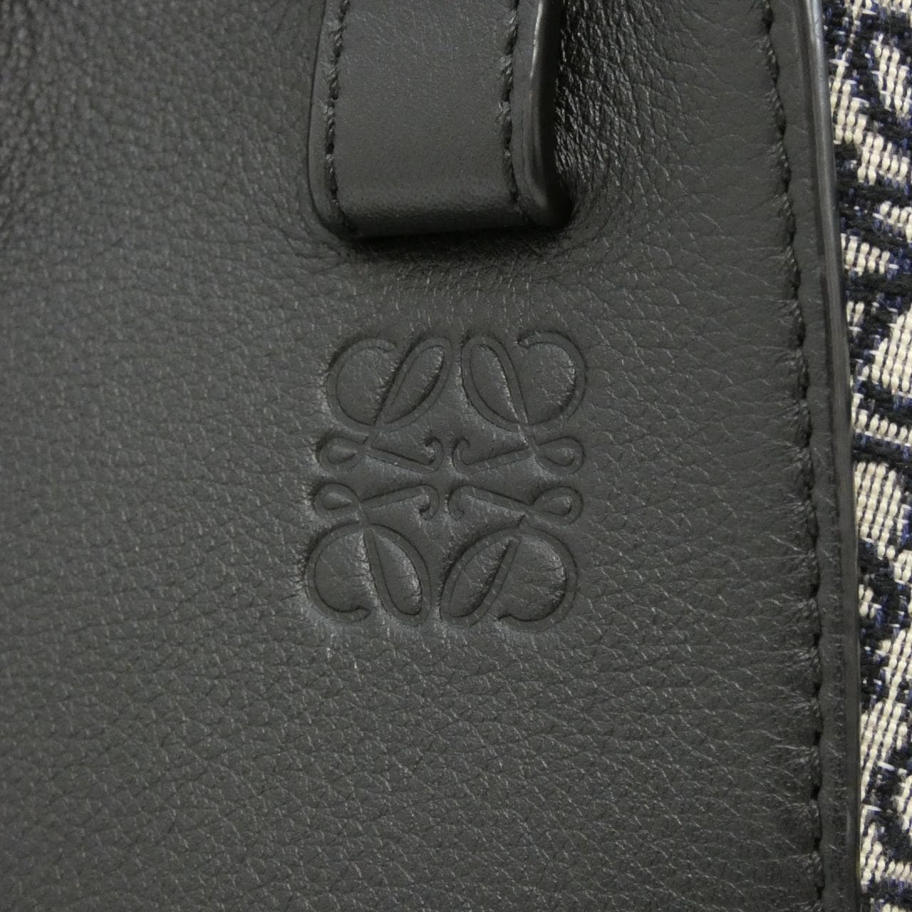 ロエベ ハンモック スモール A538S35X43 ショルダーバッグ