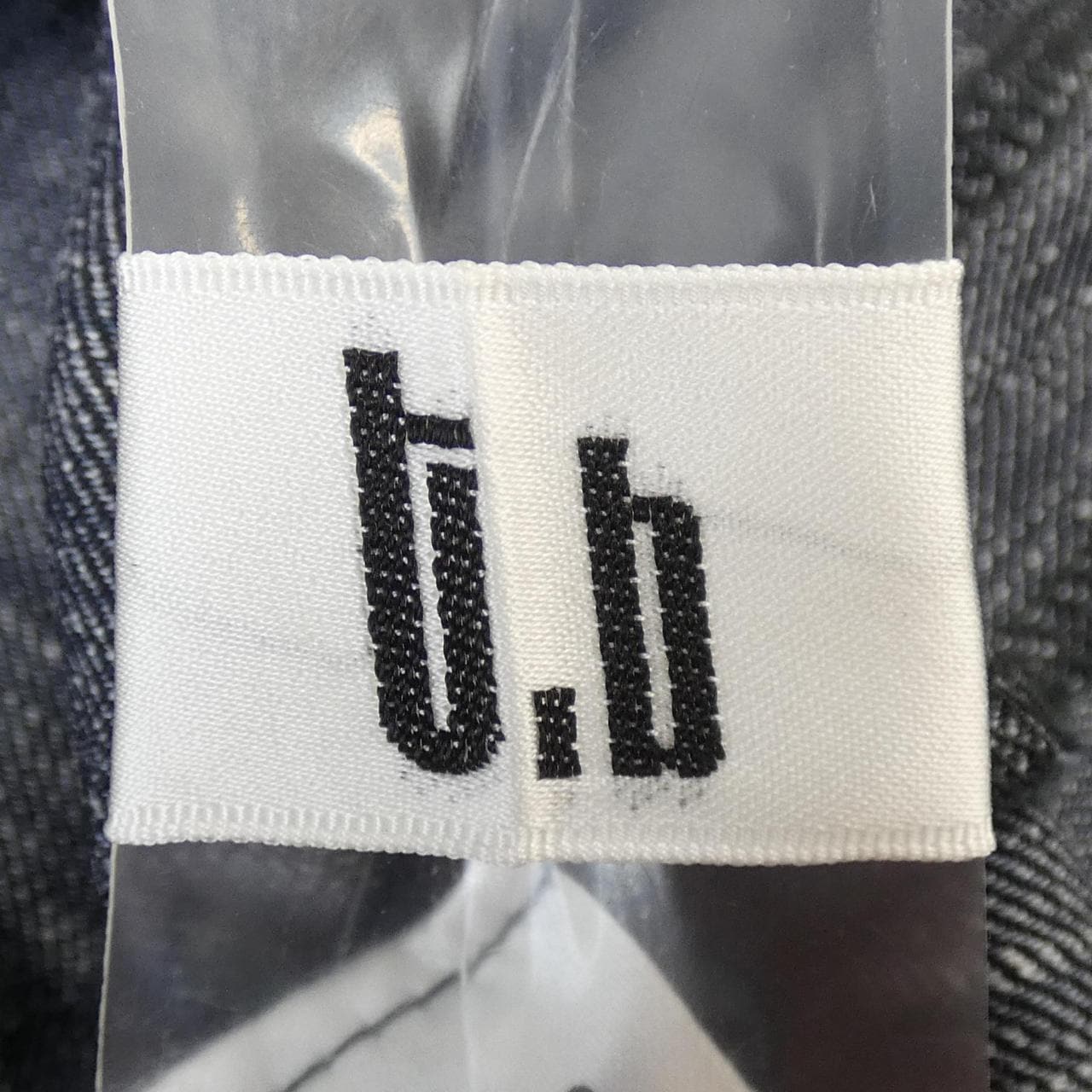 T.B T.B ワンピース