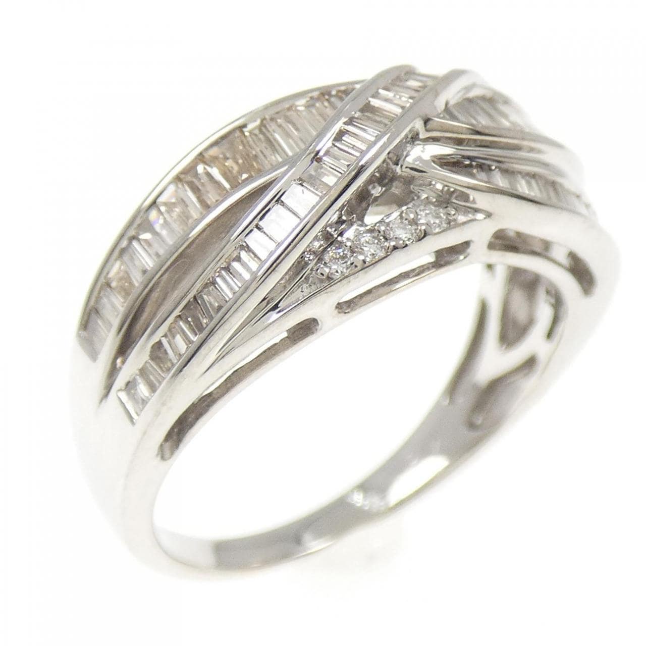 K18WG ダイヤモンド リング 0.70CT