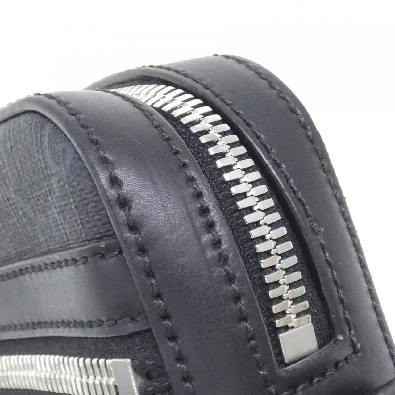 グッチ 682357 K5RLN ショルダーバッグ