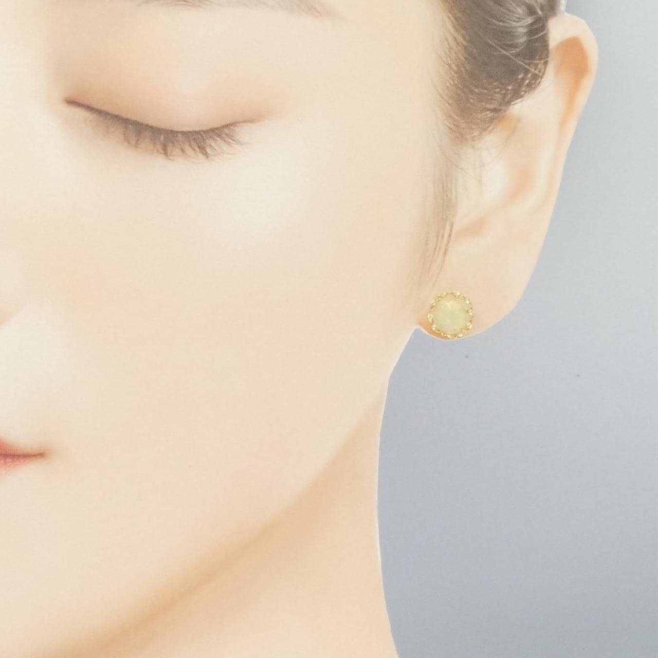 K18YG オパール ピアス 1.60CT