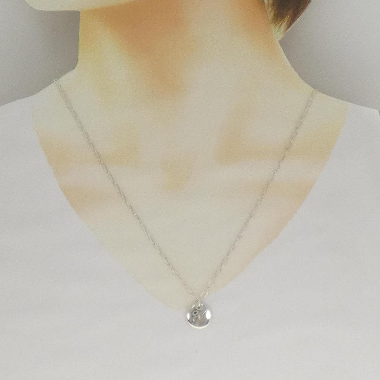 ティファニー ノーツ レター ネックレス