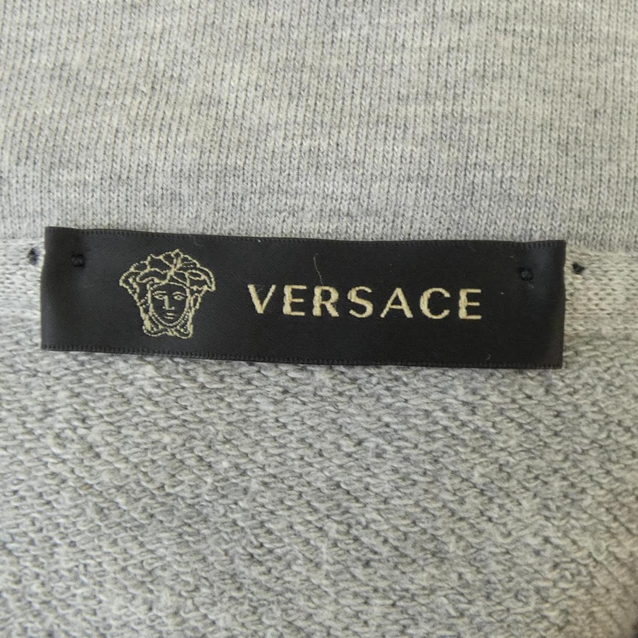 ヴェルサーチェ VERSACE A83088 パーカー