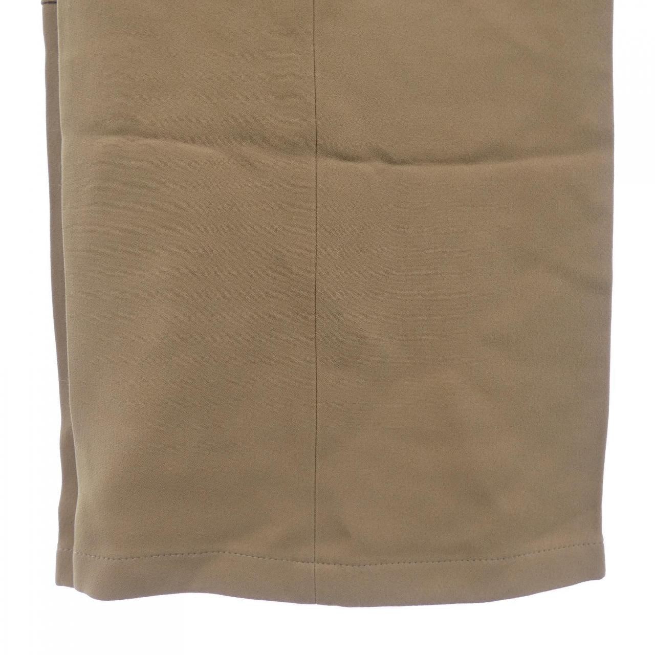 ヌメロヴェントゥーノ N°21 パンツ