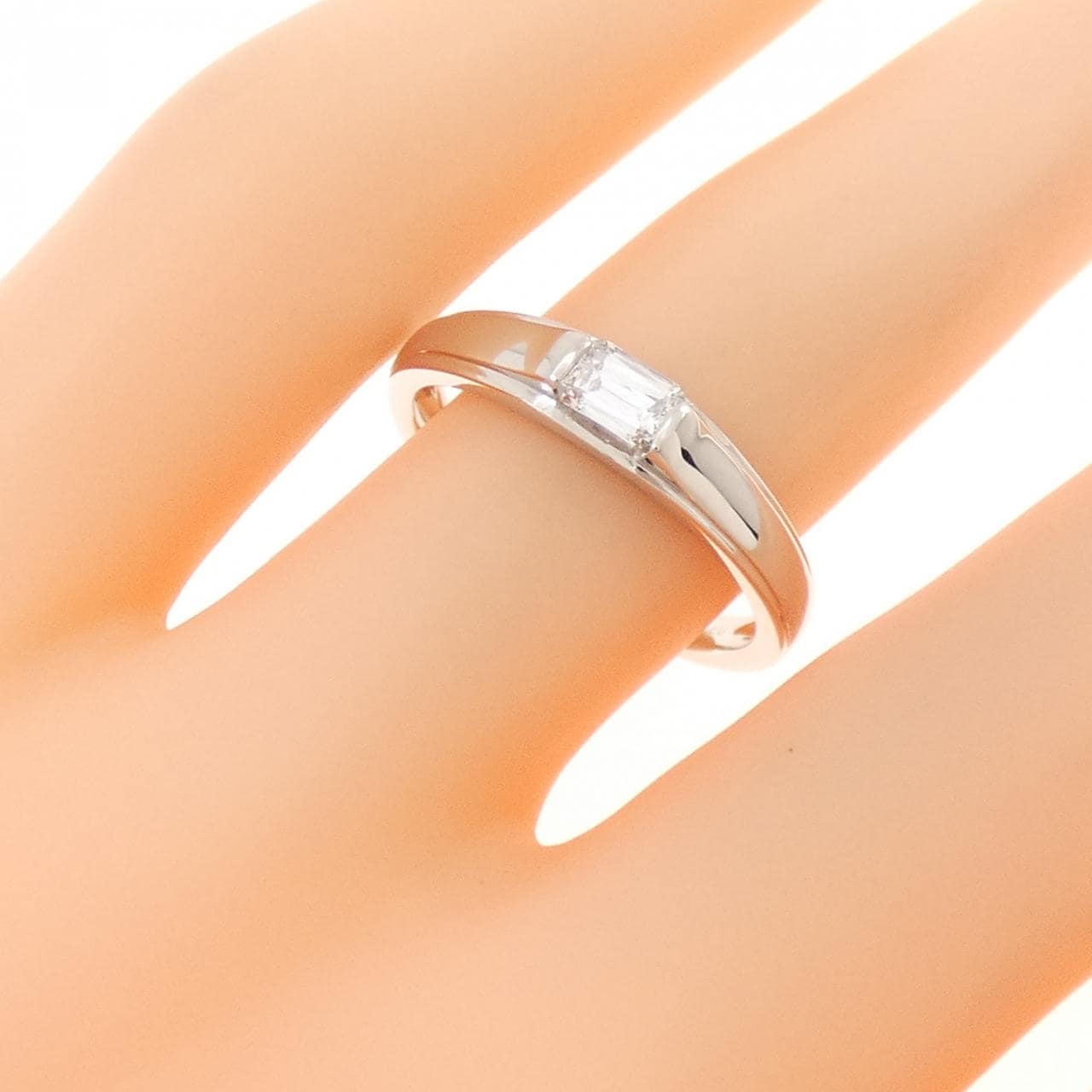 ジーエスティービー ダイヤモンド リング 0.20CT