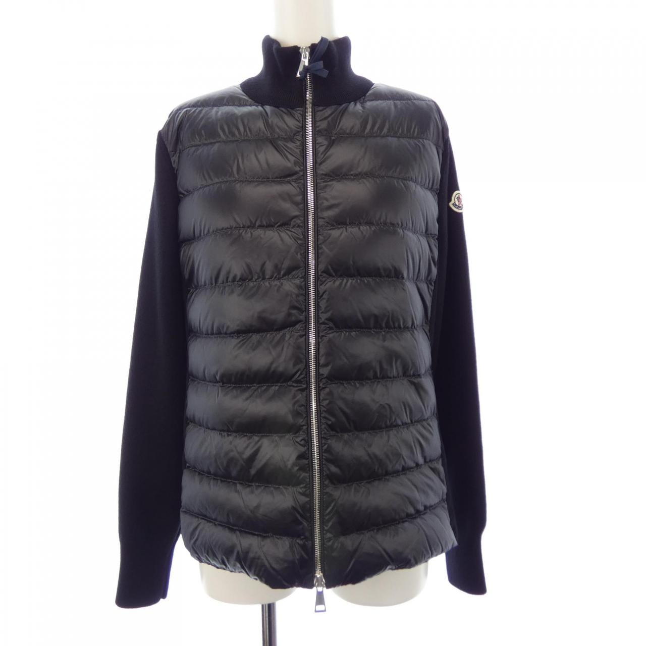 モンクレール MONCLER 10939B00025 ダウンジャケット