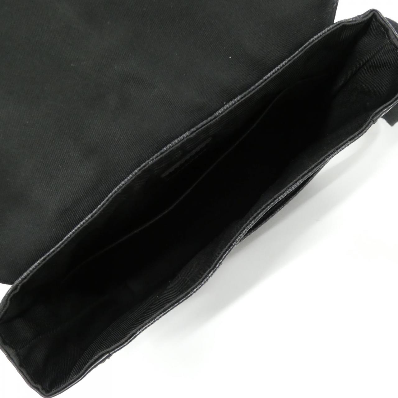 ルイヴィトン ダミエ グラフィット ディストリクト PM N41028 ショルダーバッグ