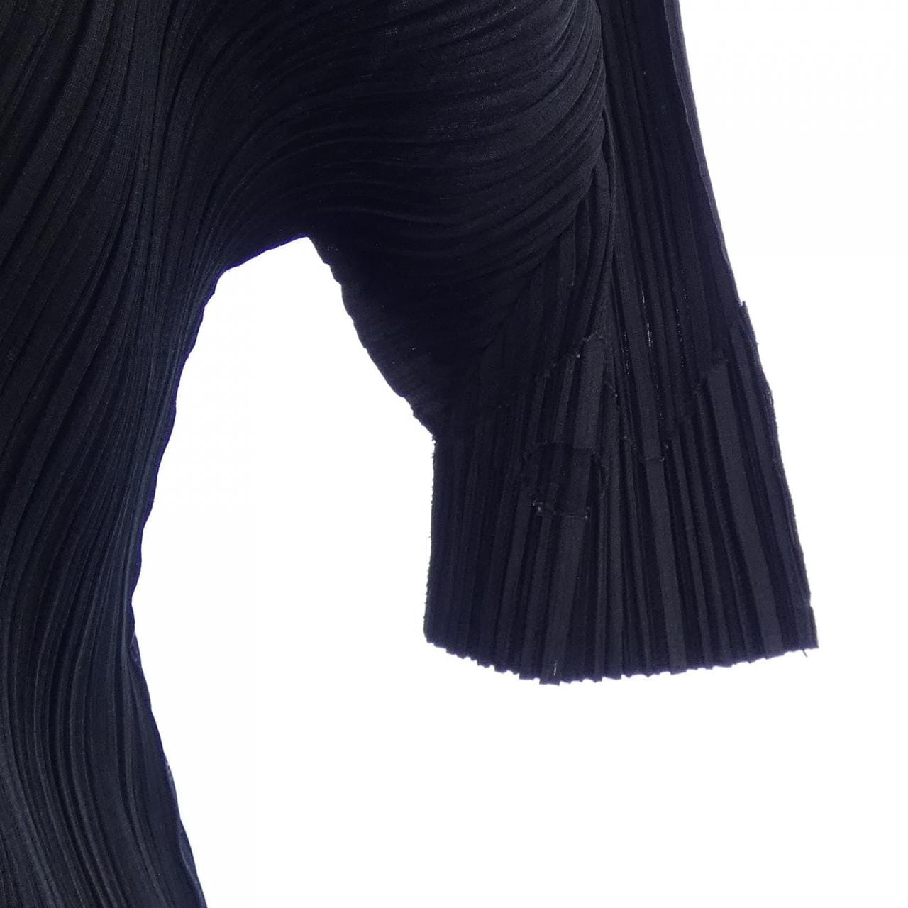 プリーツプリーズ PLEATS PLEASE トップス