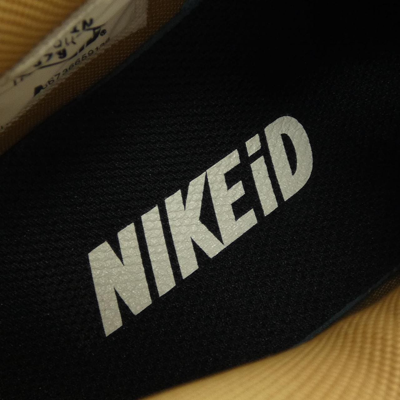 ナイキ NIKE 823373-993 スニーカー