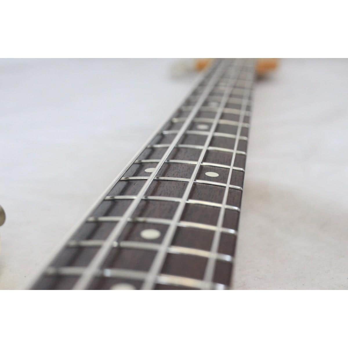 ＦＥＮＤＥＲ　６２　ＰＲＥＣＩＳＩＯＮ　ＢＡＳＳ