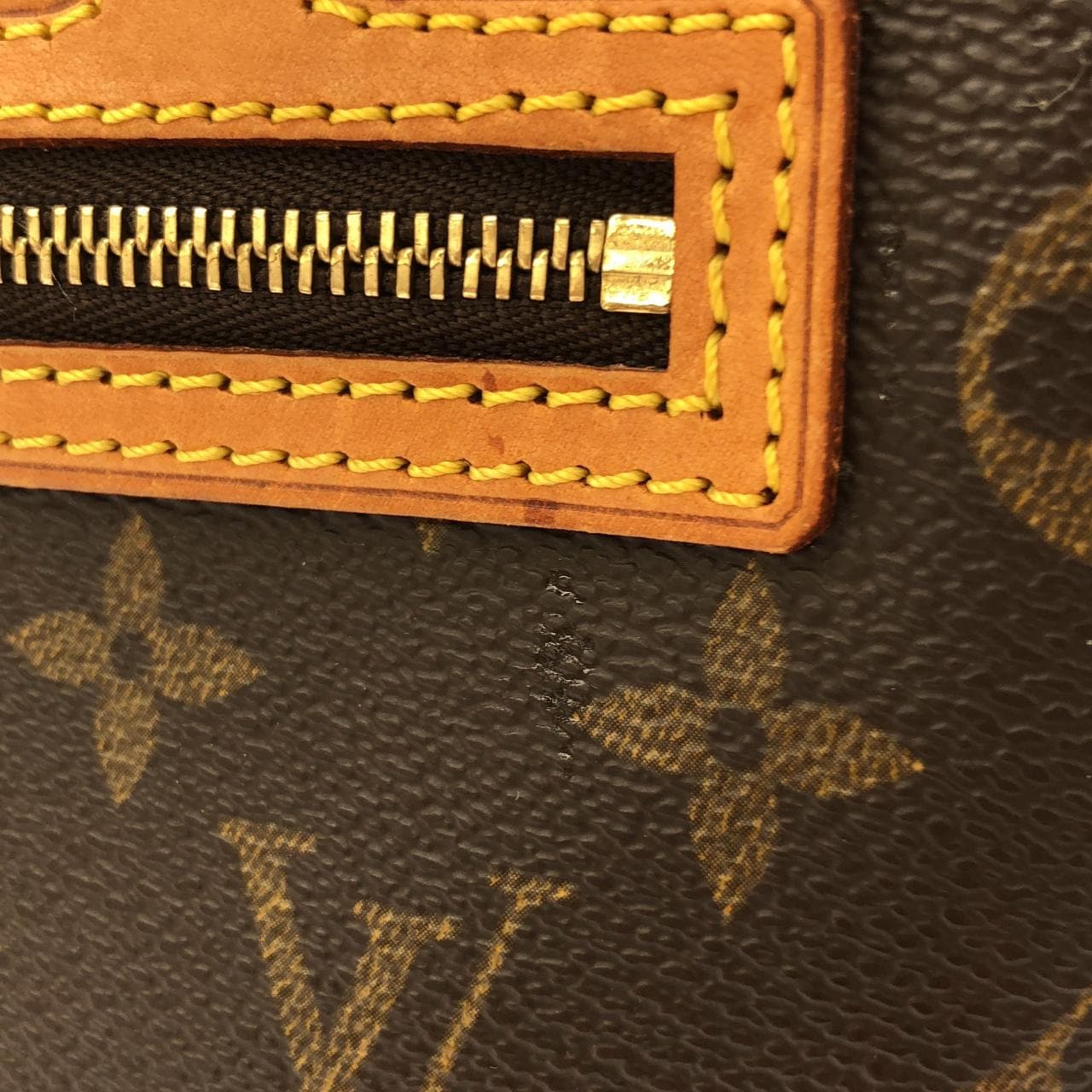 ルイヴィトン モノグラム シテ MM M51182 ショルダーバッグ
