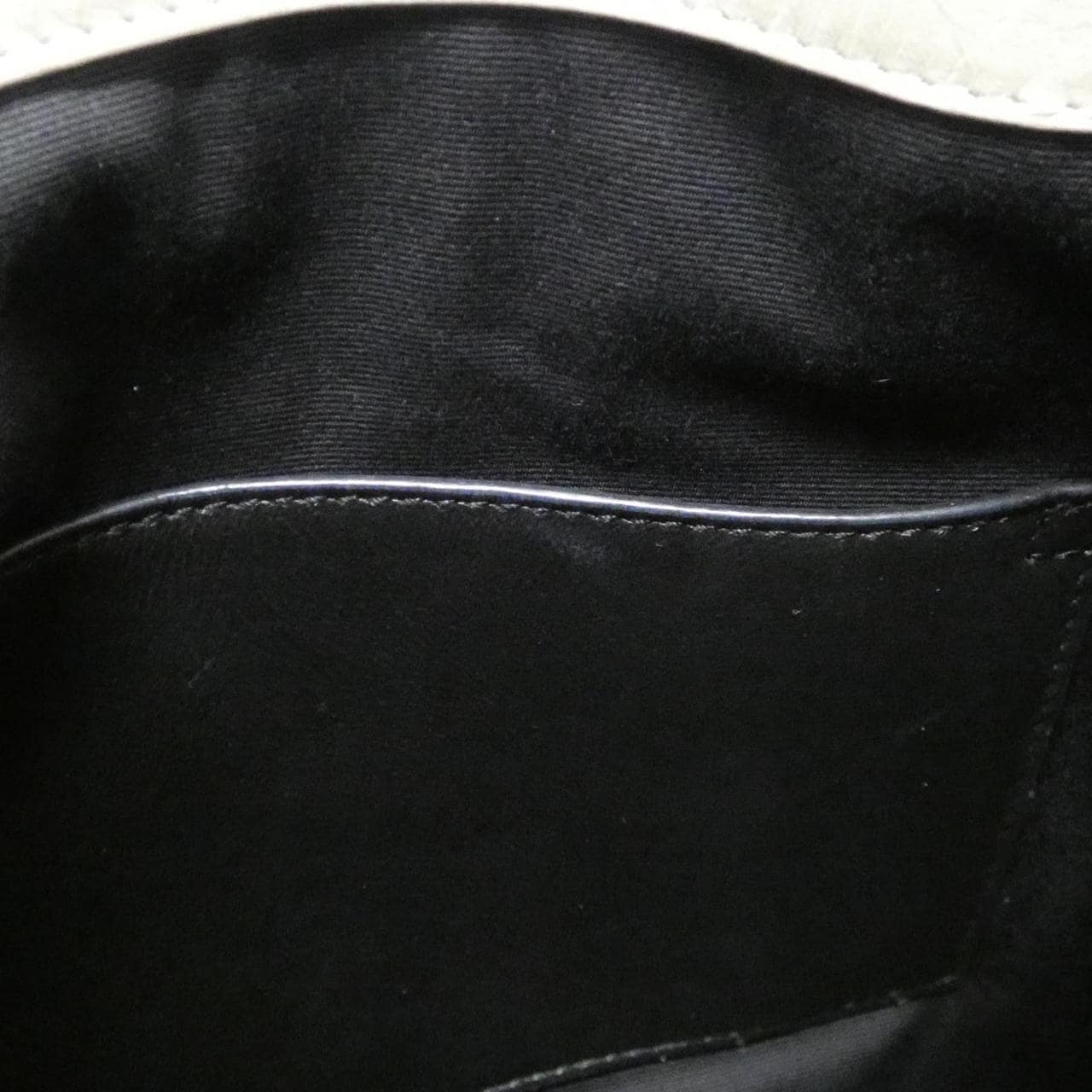 サンローラン ニキ 577999 0EN04 バッグ