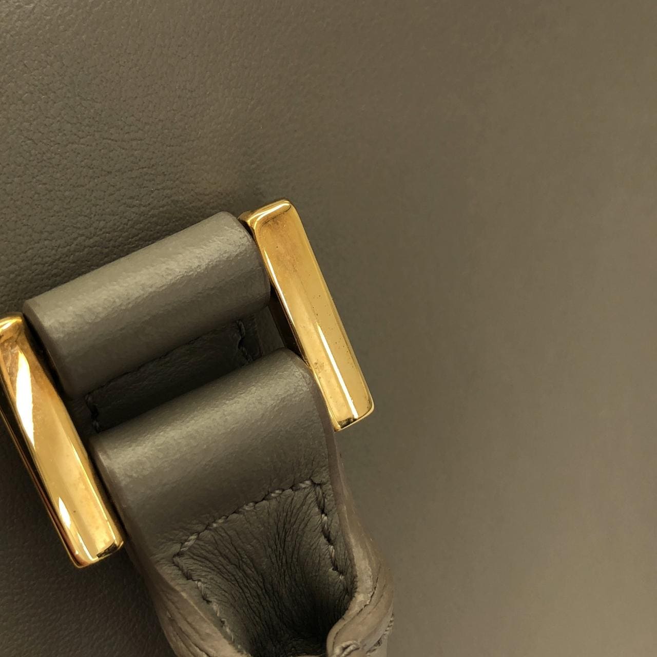 サンローラン カバ モノグラム 472469 DV70O バッグ