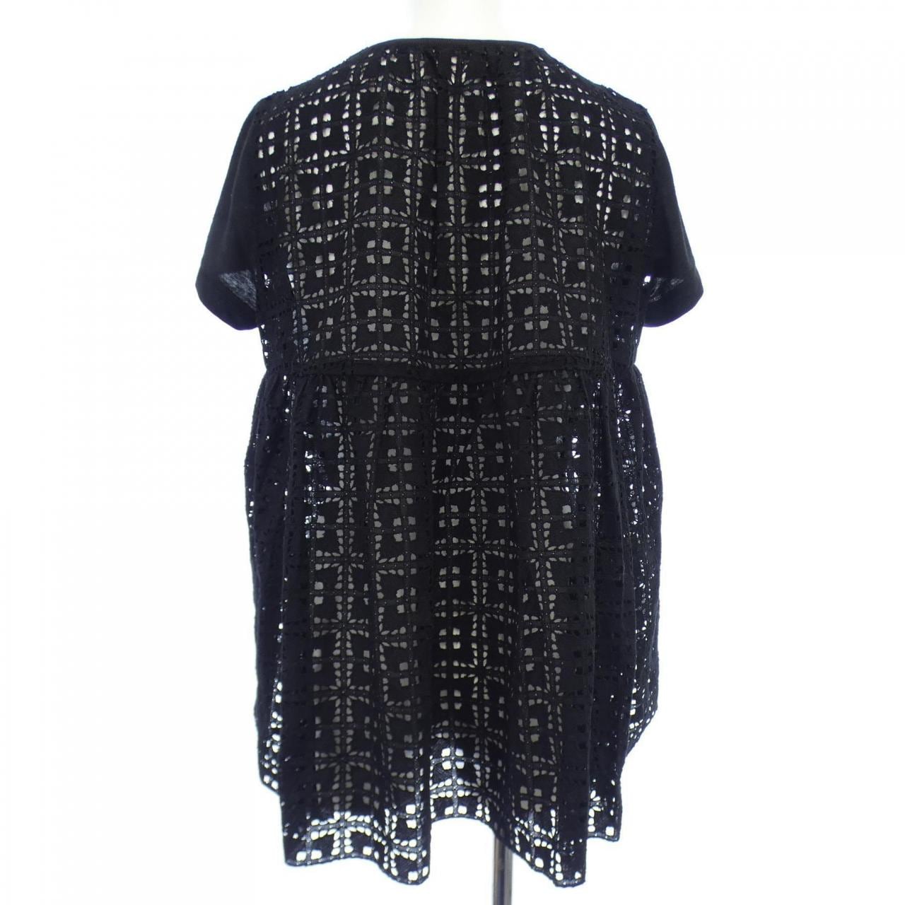 sacai luck tops