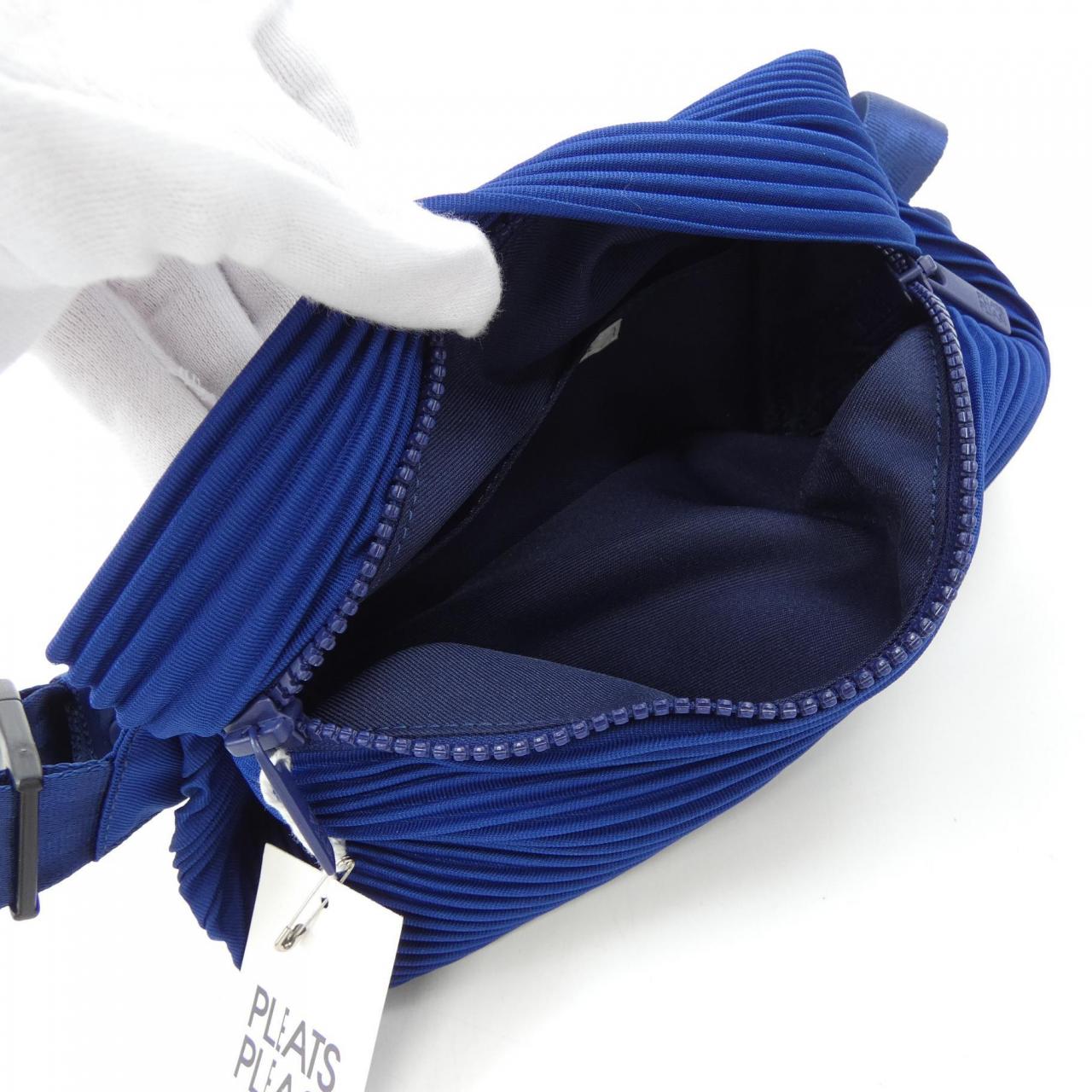 プリーツプリーズ PLEATS PLEASE PP54AG511 BAG