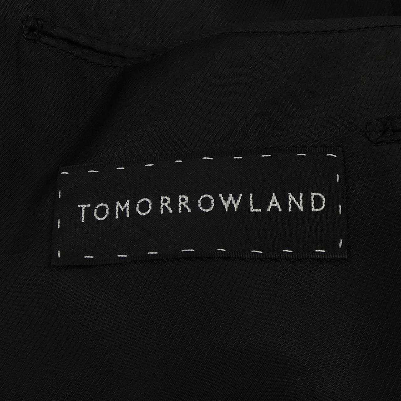 トゥモローランド TOMORROW LAND スーツ
