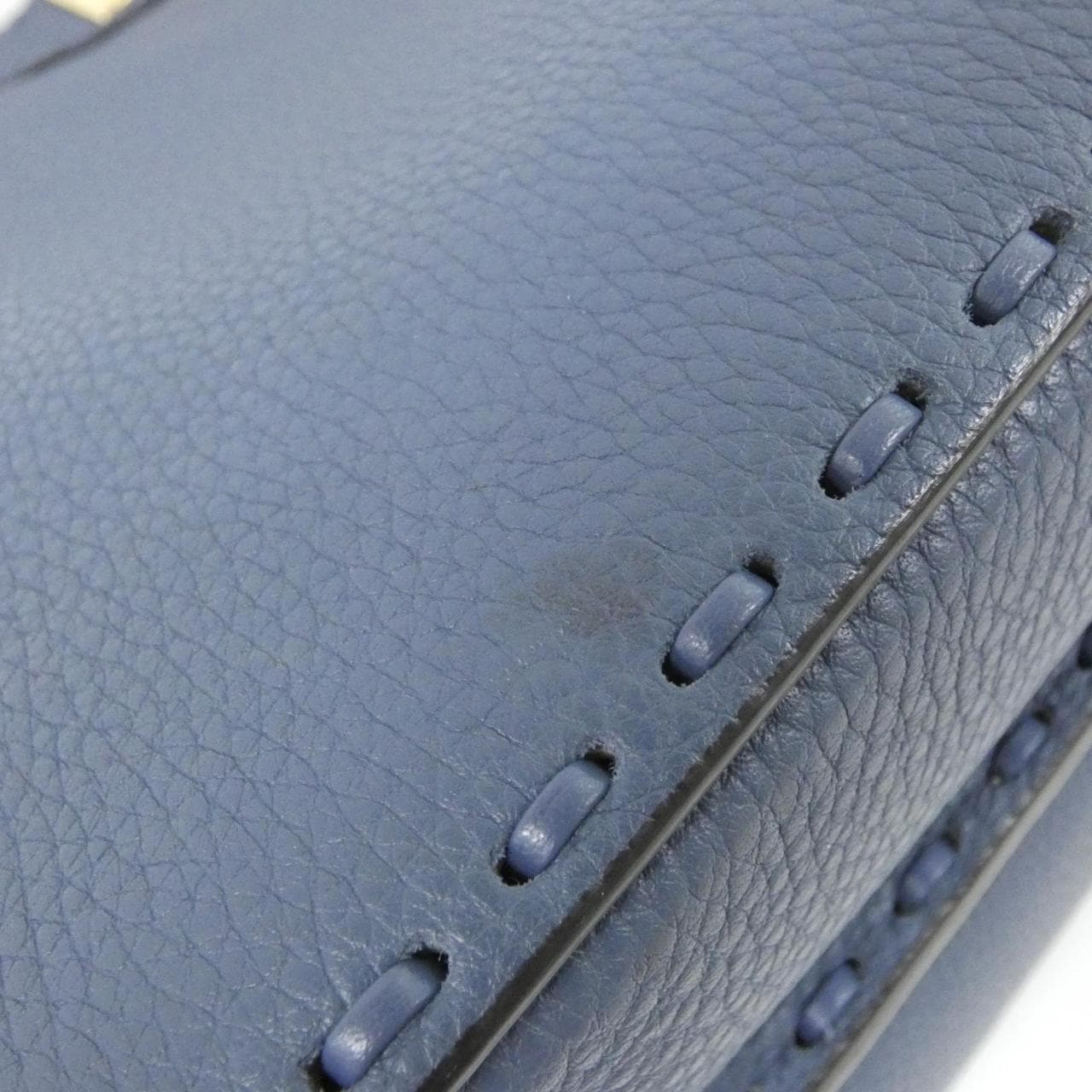 フェンディ SELLERIA ピーカブー アイ シー ユー ミディアム 8BN321 ANT2 バッグ
