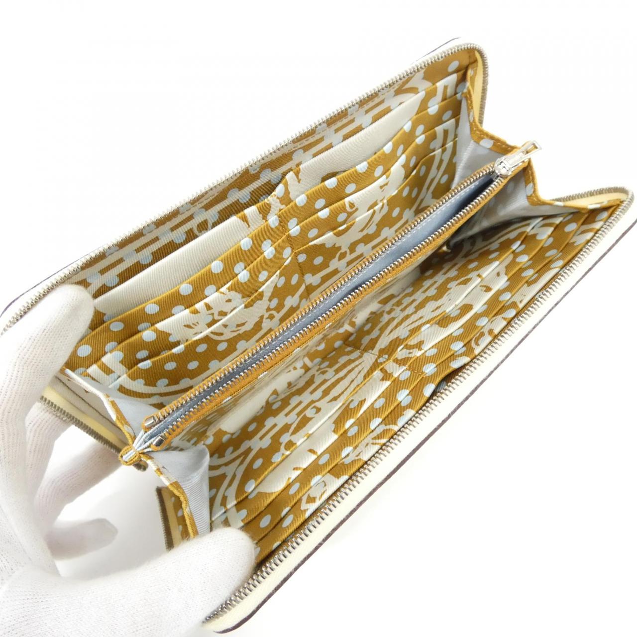 エルメス BRIDES DE GALA FANTOME A POIS シルク イン クラシック 075188CK 財布