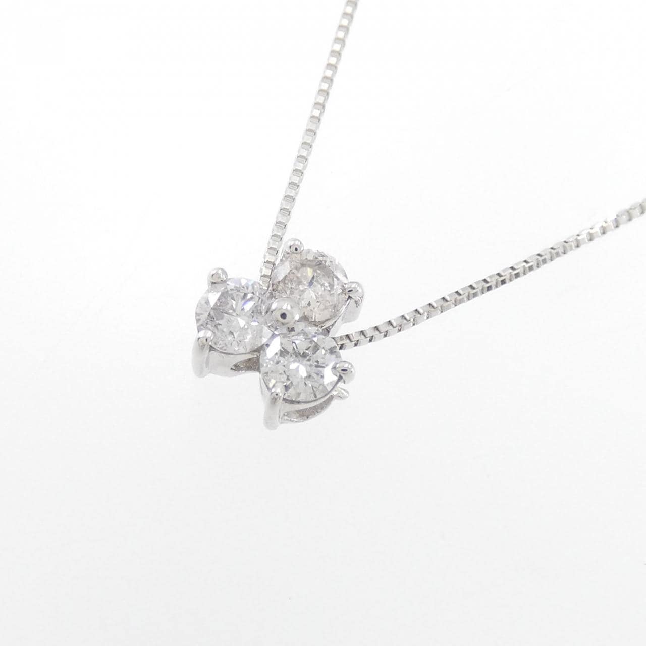 K18WG Three Stone Diamond Necklace 0.3CT