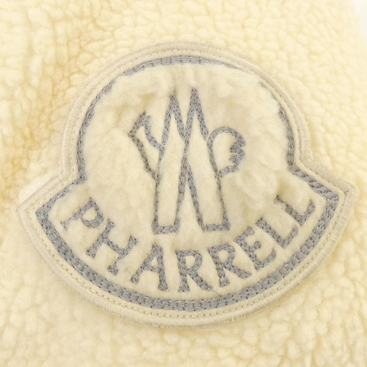 モンクレール ジーニアス MONCLER GENIUS Pharrell Williams　2WAY 209R8G00001 ダウンジャケット