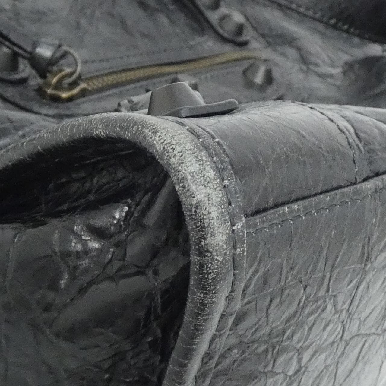 バレンシアガ ル シティ スモール 811442 2ABEK バッグ