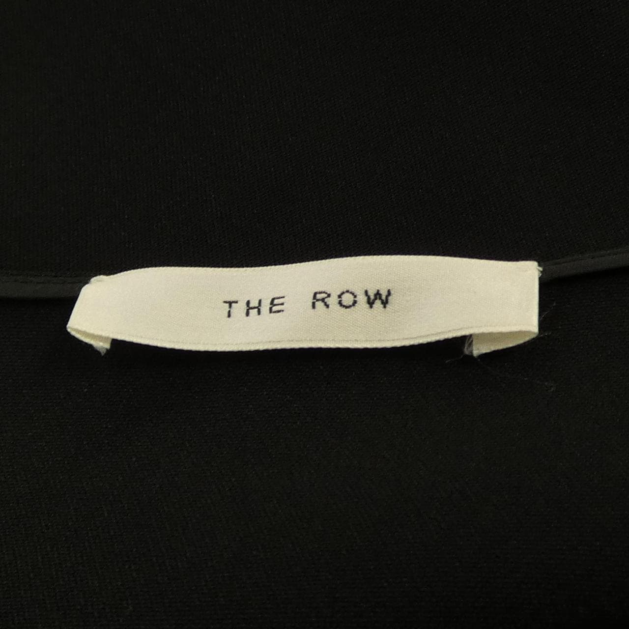 ザロウ THE ROW トップス