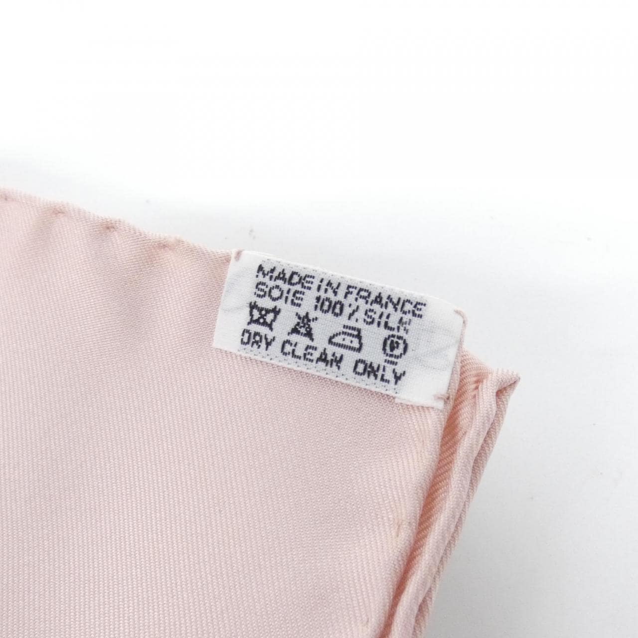 HERMES DES FLEURS POUR LE DIRE Carre 002249S 围巾