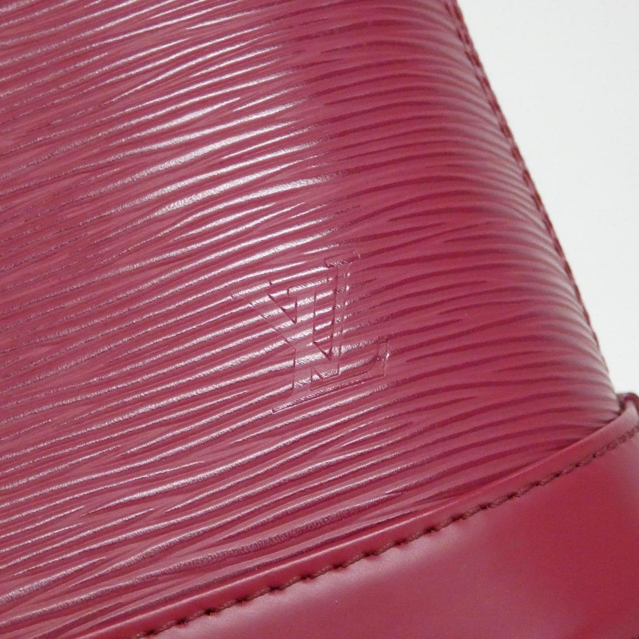 ルイヴィトン エピ アルマBB M40851 バッグ