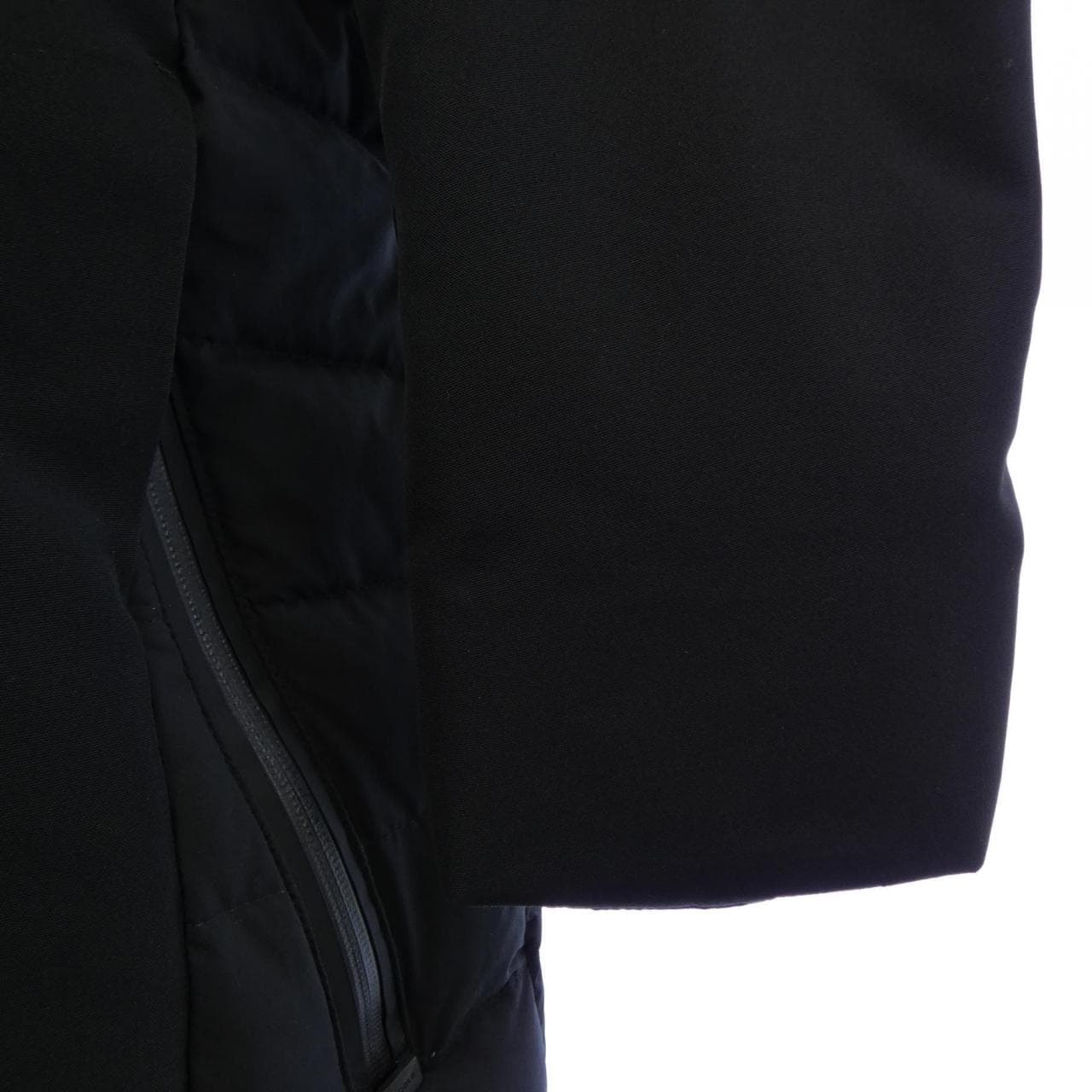 モンクレールグルノーブル MONCLER GRENOBLE C0198 BESSANS ダウンジャケット