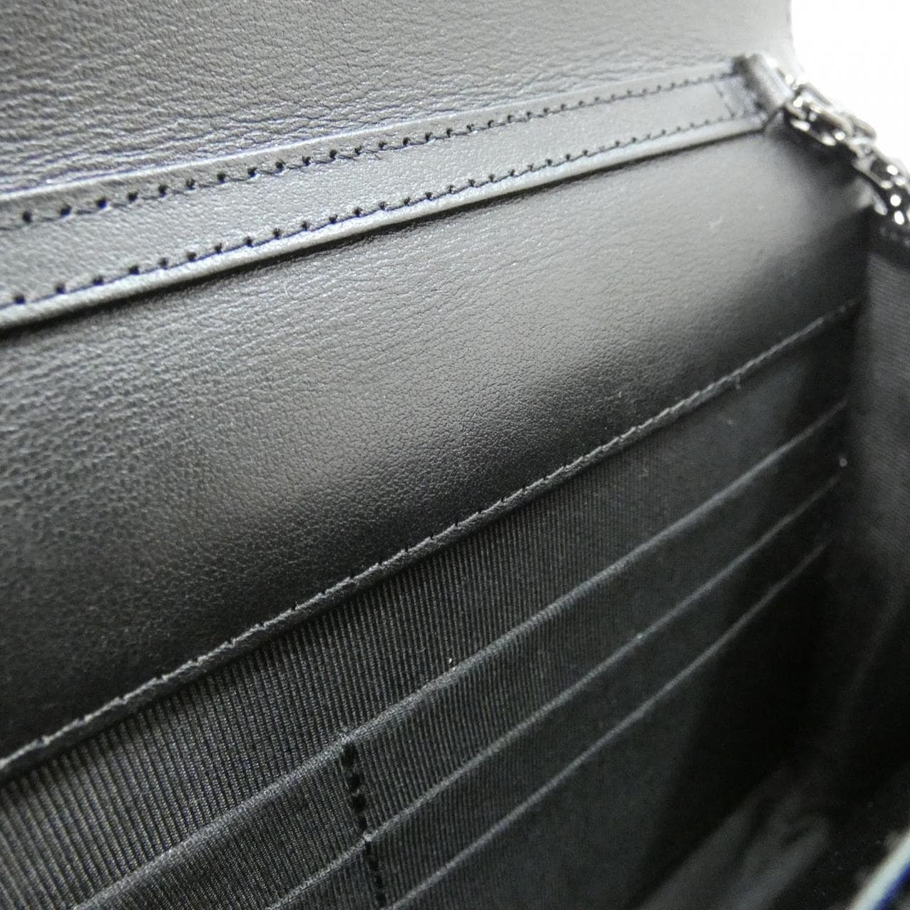 シャネル 70328 チェーンウォレット