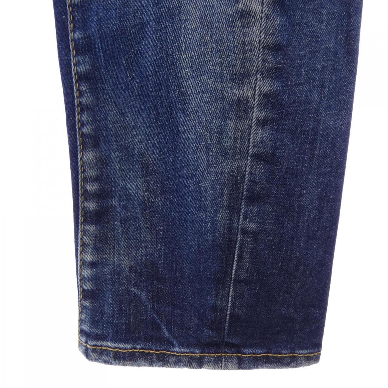 ディースクエアード DSQUARED2 S74LB1043S30789 ジーンズ